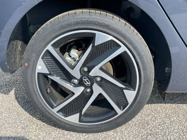 2025 Hyundai i10 1.2 Premium Hatchback 5dr Petrol Auto Euro 6 (s/s) (79 ps)