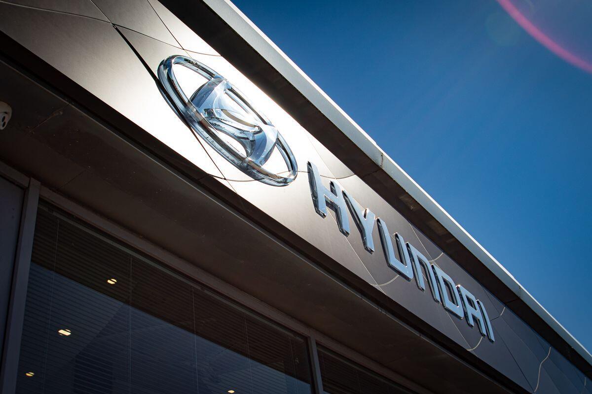 HYUNDAI KONA 1.6 GDI HYBRID N LINE 5DR DCT 2023 73 1 OWNER FROM...