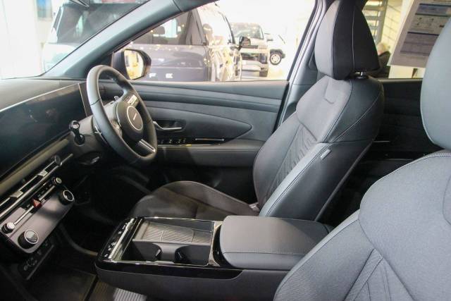 2026 Hyundai TUCSON 1.6T Hybrid Black Line Auto Euro 6 (s/s) 5dr