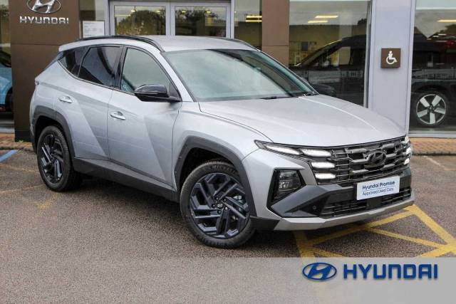 Hyundai TUCSON 1.6T 239 Hybrid Black Line 5dr Auto SUV Petrol/Electric Hybrid Shimmering Silver